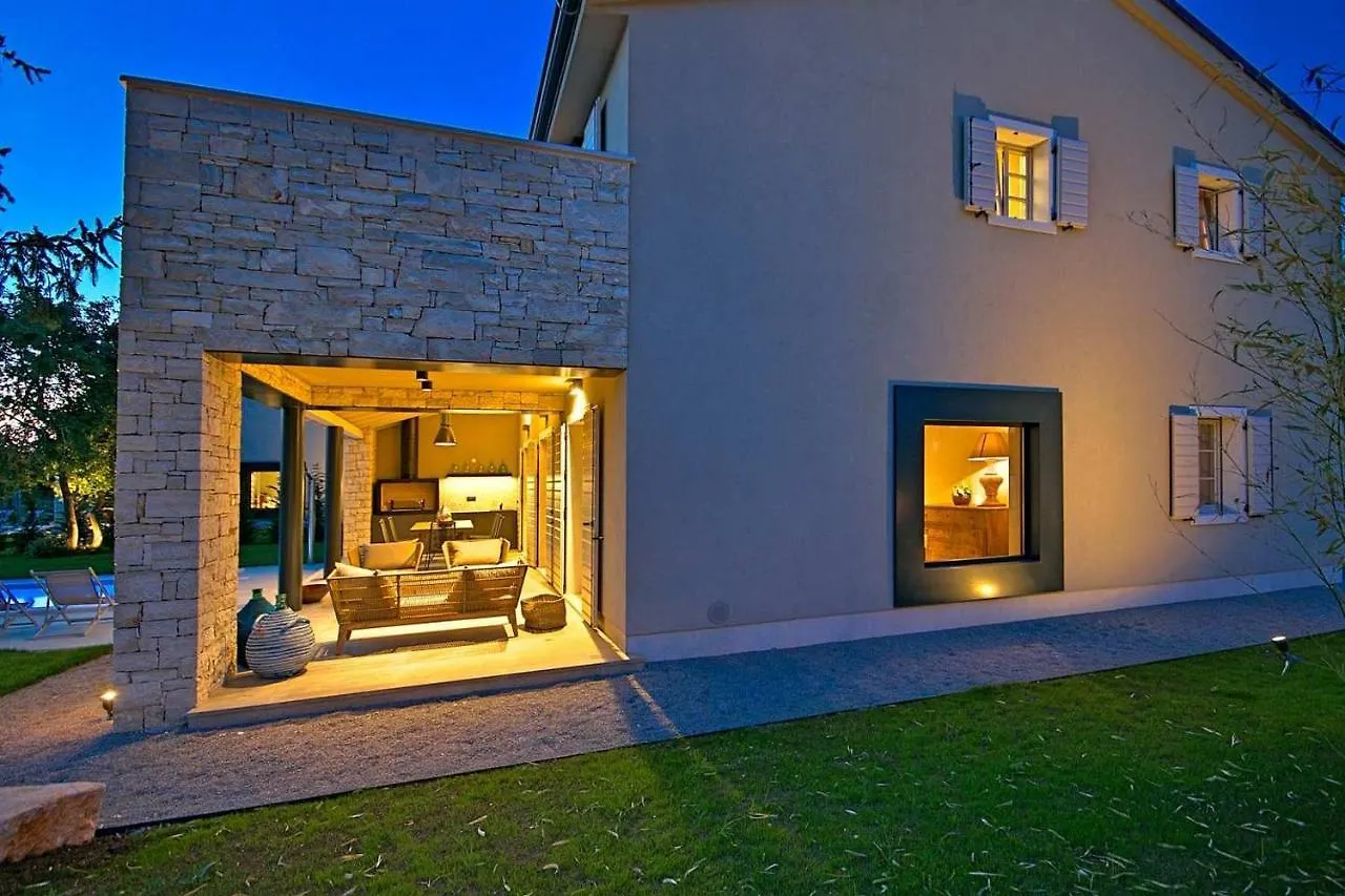 Villa Tena Sivati